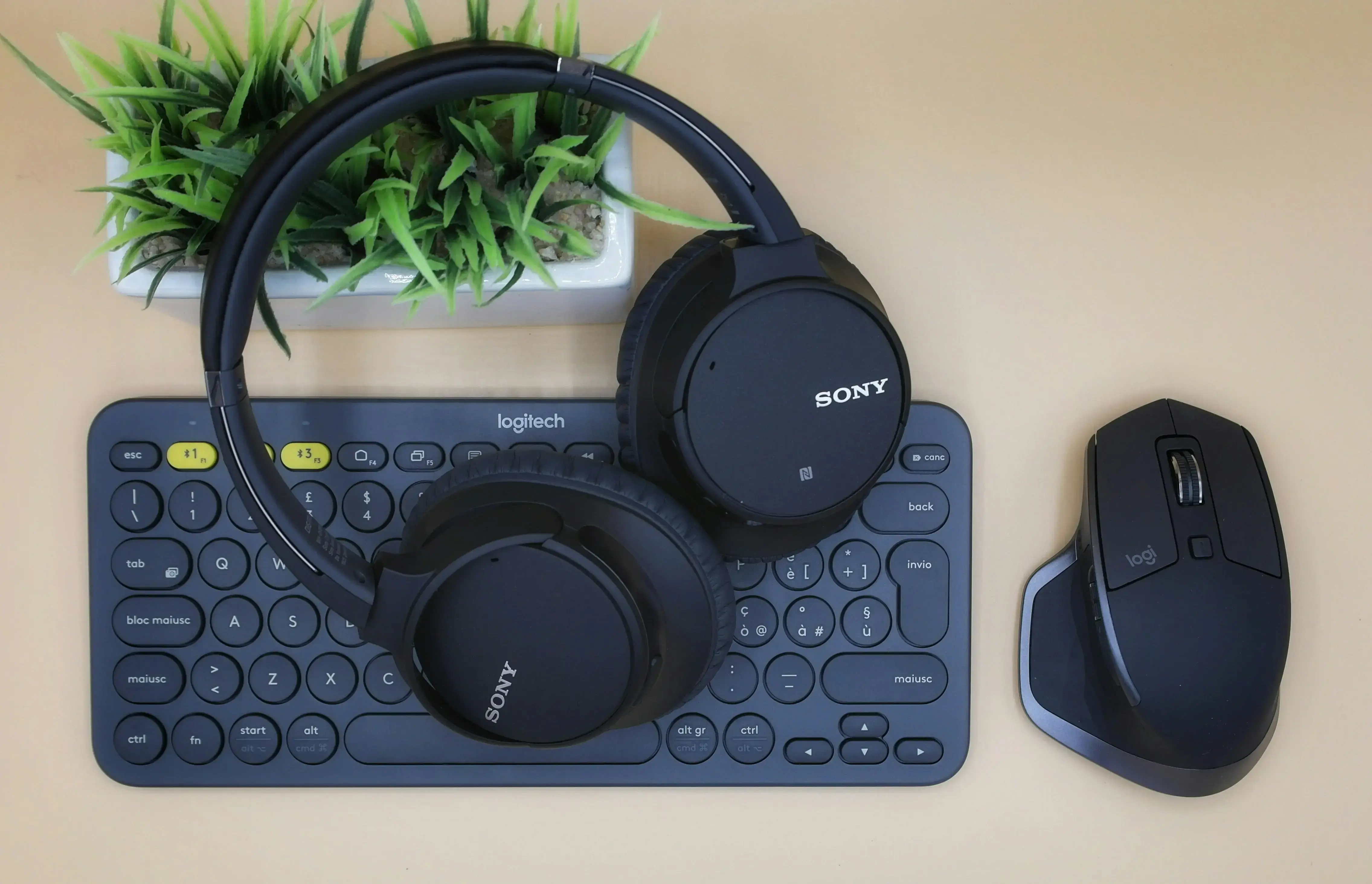 Electronics & Gadgets