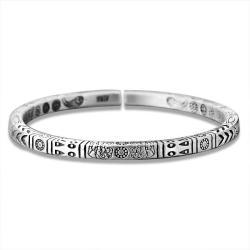 Totem bracelet